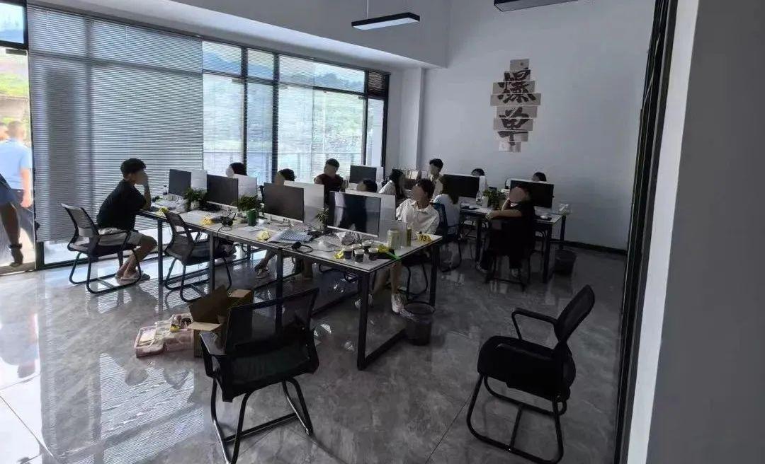 黑幫轉(zhuǎn)型記 從廢品壟斷到地產(chǎn)經(jīng)紀(jì)的洗白之路